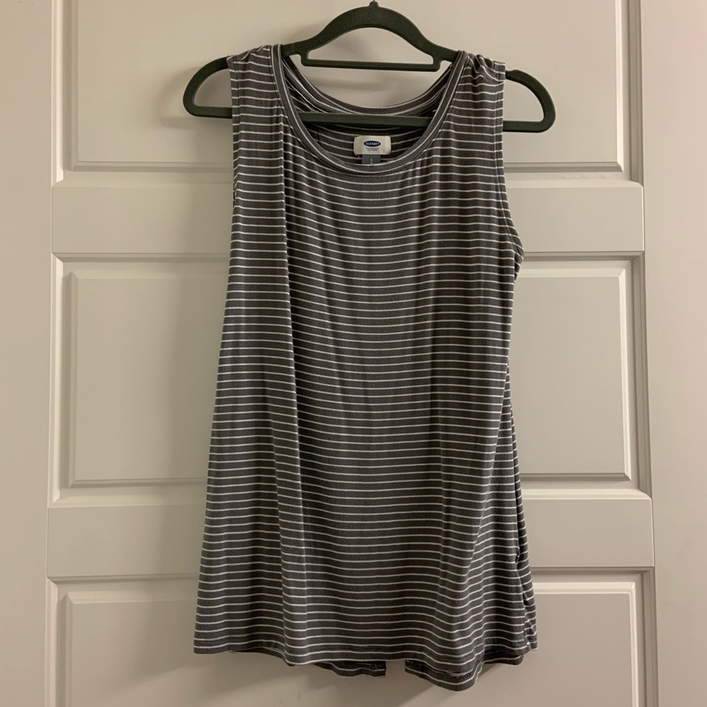 Old Navy tank top w/ open back